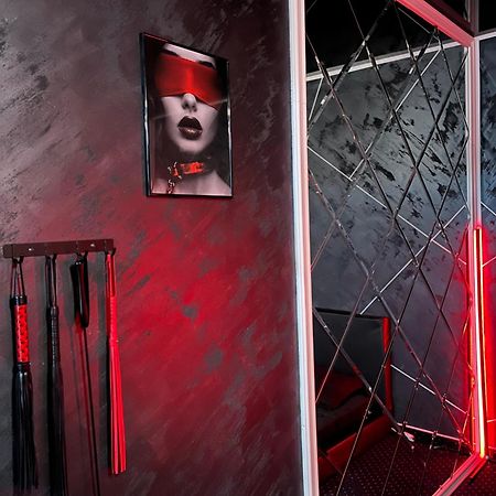 Adult Only Fantasy Room Bukarest Exterior foto