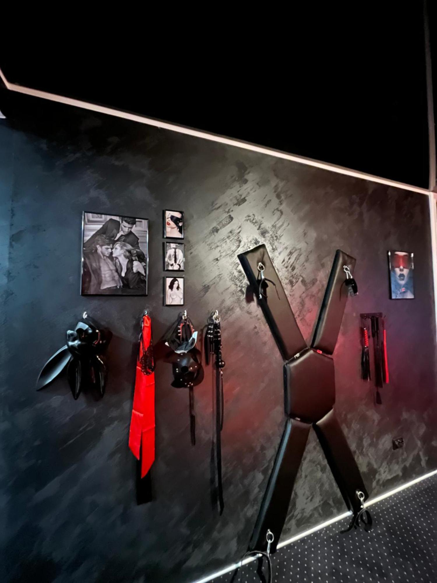 Adult Only Fantasy Room Bukarest Exterior foto